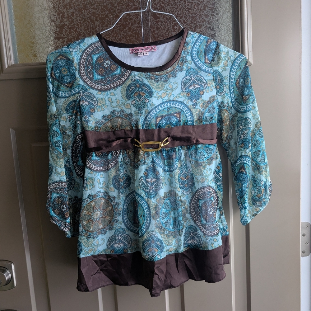 💜3/$15 5/$20 7/$25💜Girs Sz 10 Shirt